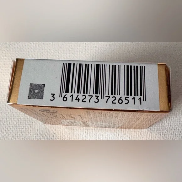 Yves Saint Laurent Satin Crush Eyeshadow – 28 Unconforming Taupe - Picture 4 of 5